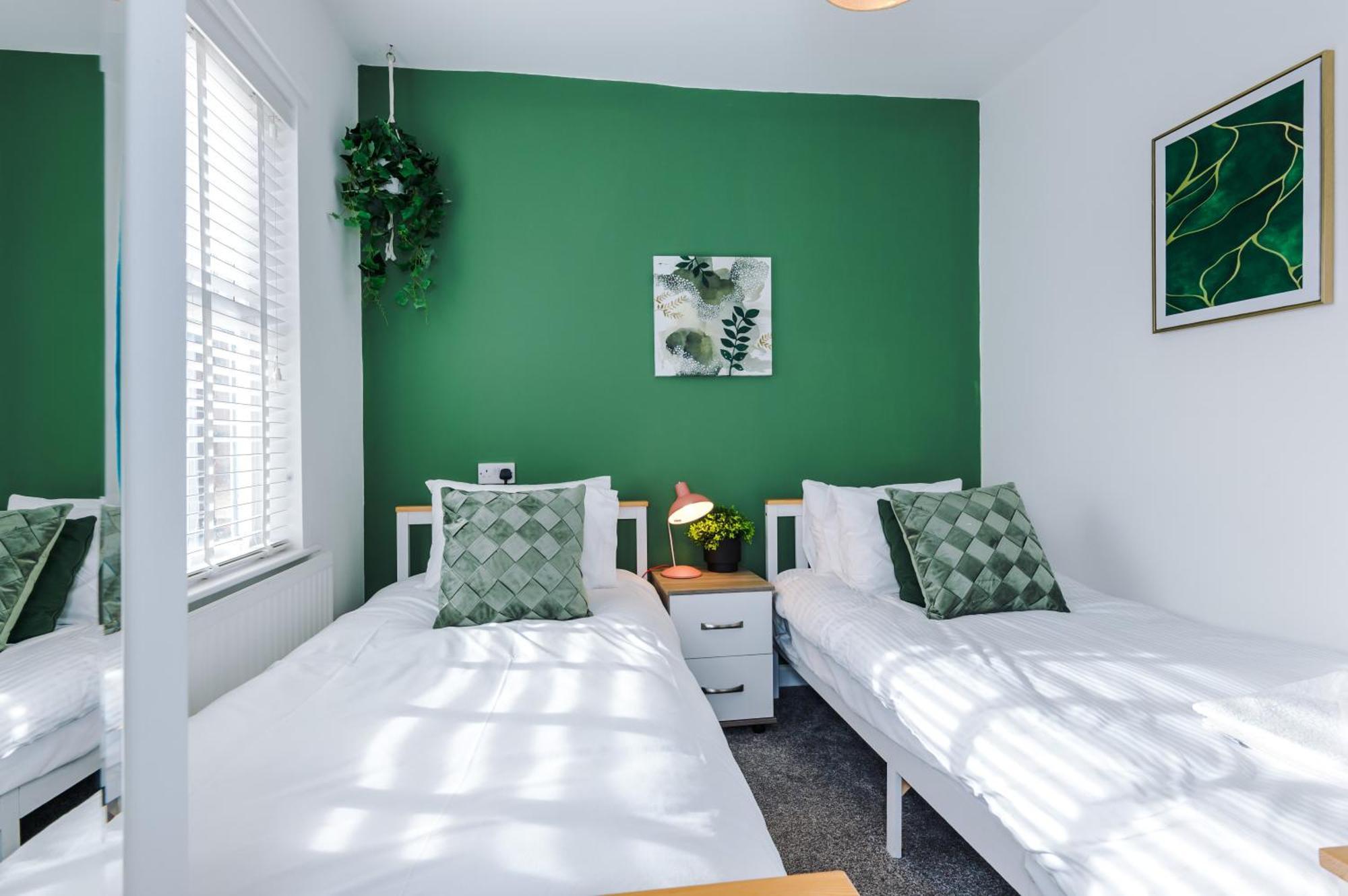 Large 7 Bedroom Town House In Chester City Centre Exteriör bild