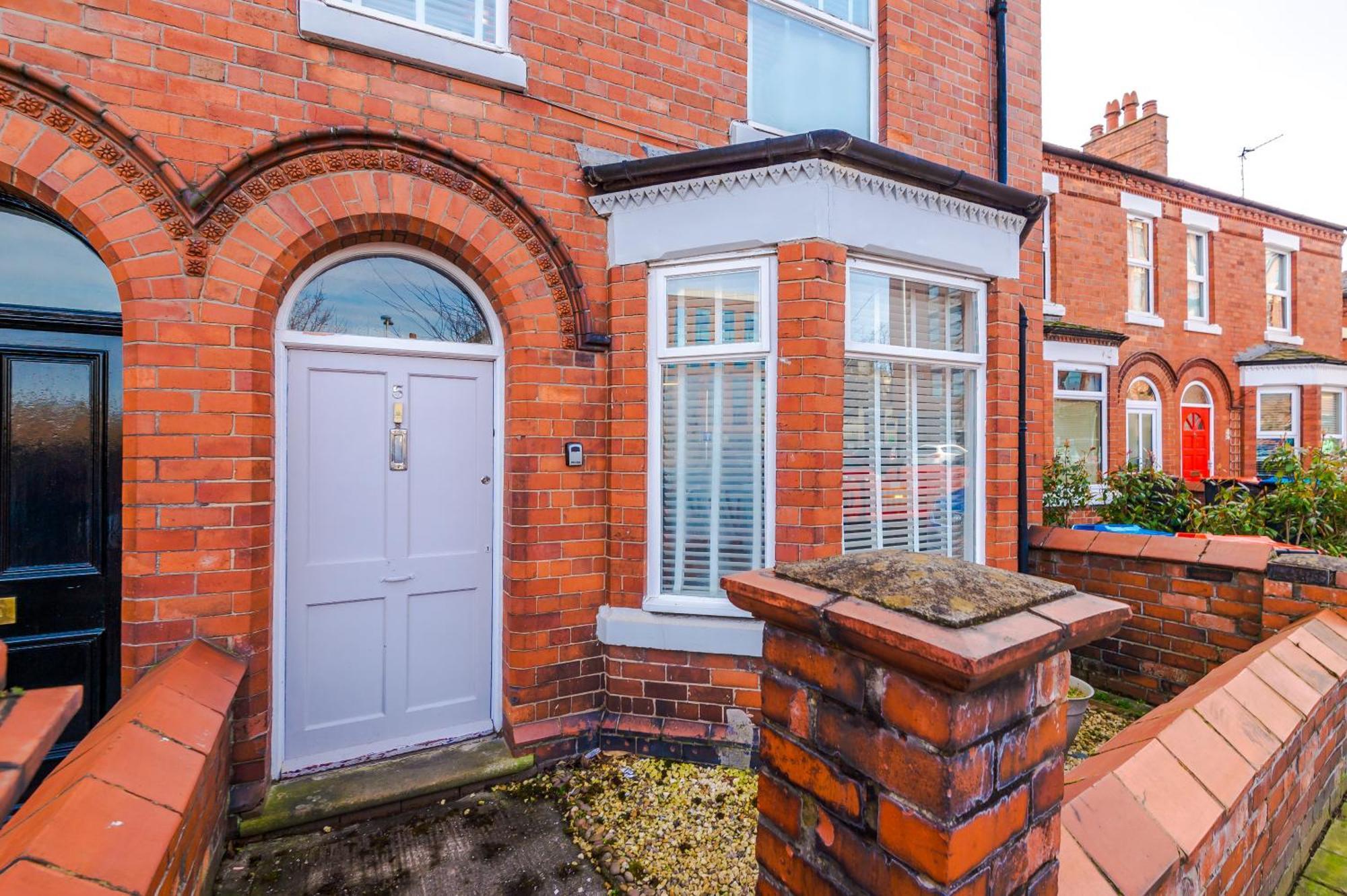 Large 7 Bedroom Town House In Chester City Centre Exteriör bild