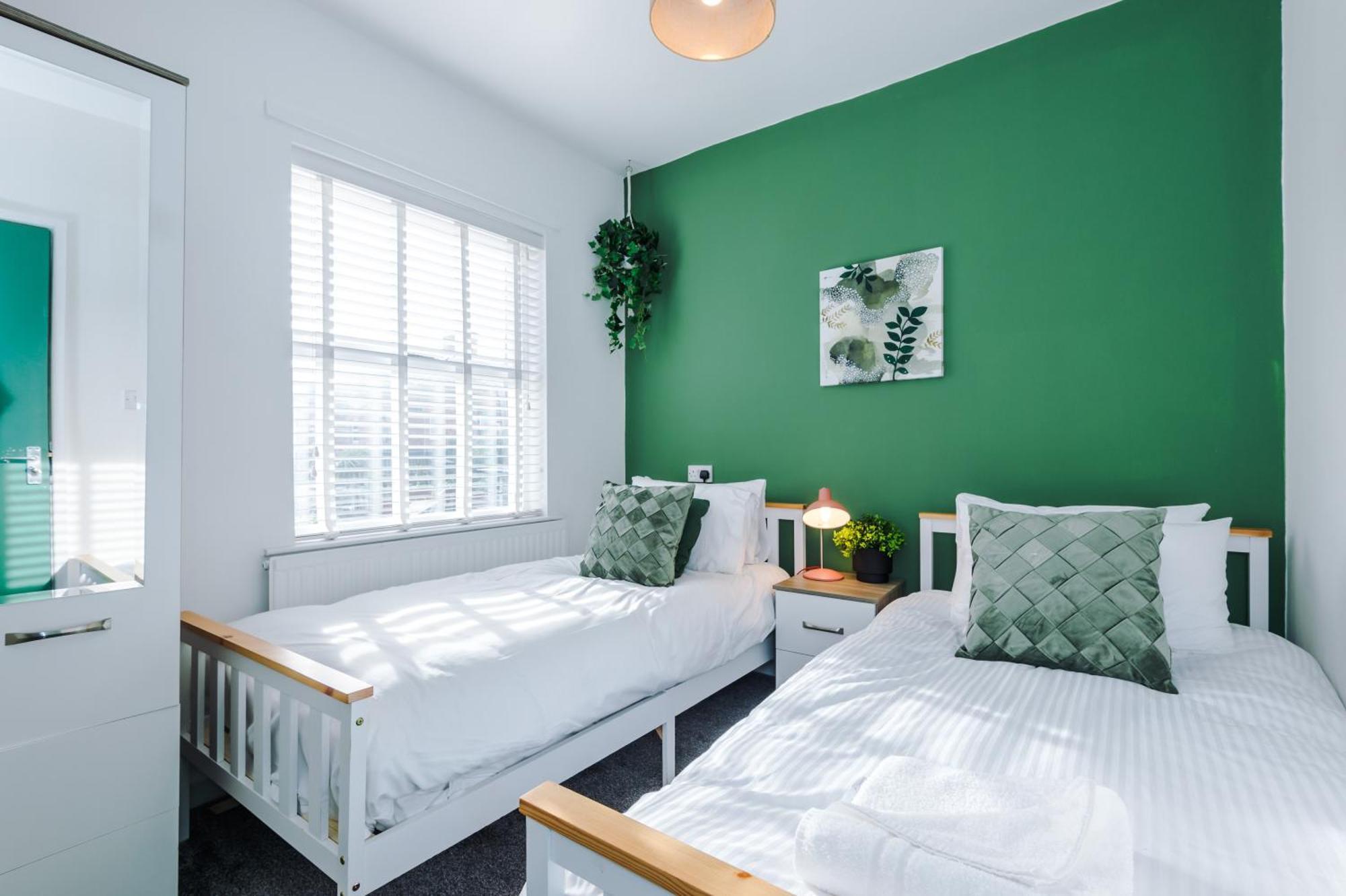 Large 7 Bedroom Town House In Chester City Centre Exteriör bild